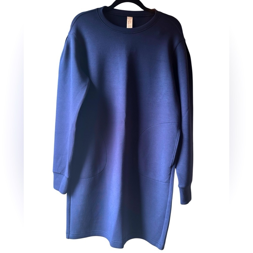SPANX AIRESSENTIALS CREW NECK DRESS - TIMELESS NAVY- SIZE XS - Picture 2 of 5